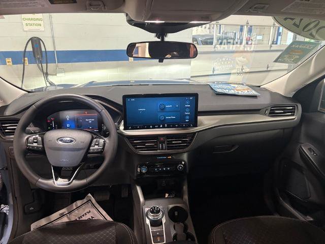 Certified 2024 Ford Escape Active w/ Tech Pack #1 AWD/4WD image 10