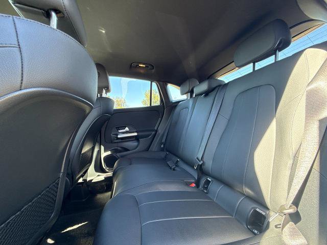 Used 2025 Mercedes-Benz GLA 250 image 11