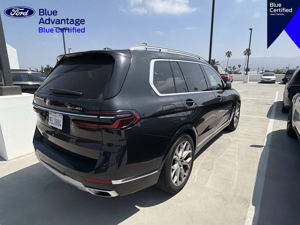 Used 2023 BMW X7 xDrive40i AWD/4WD image 16