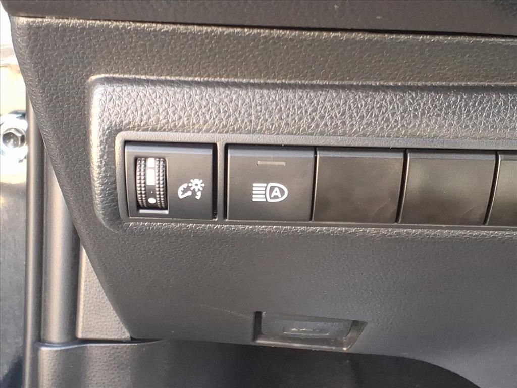 Used 2024 Toyota Corolla LE FWD image 17