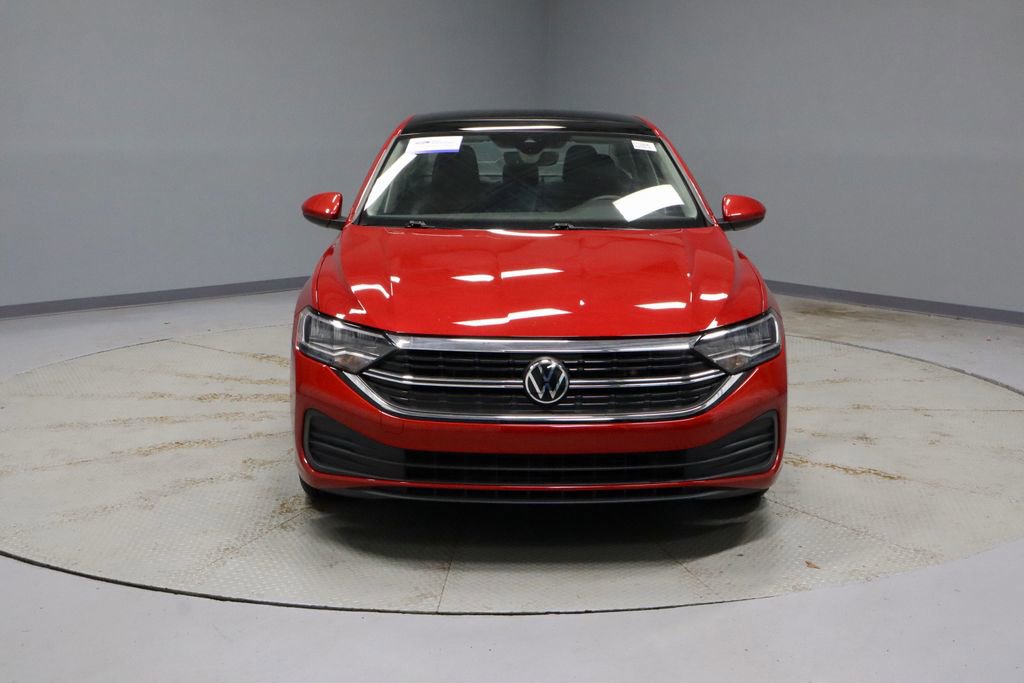 Used 2023 Volkswagen Jetta SE w/ Panoramic Sunroof Package FWD image 6