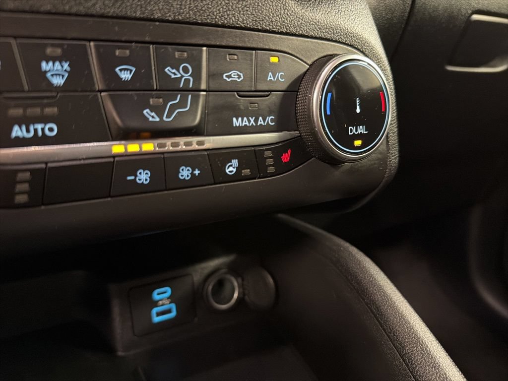 Certified 2023 Ford Escape Active AWD/4WD image 13