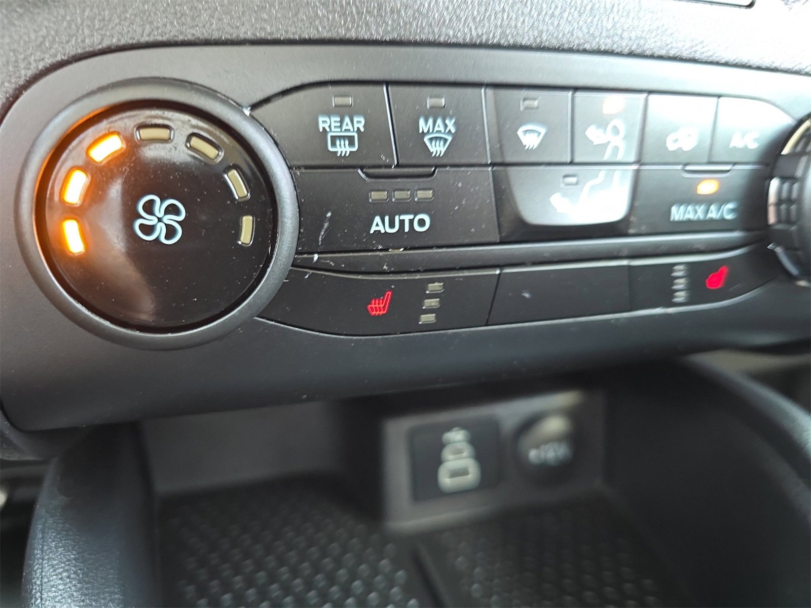 Certified 2024 Ford Bronco Sport Badlands image 17