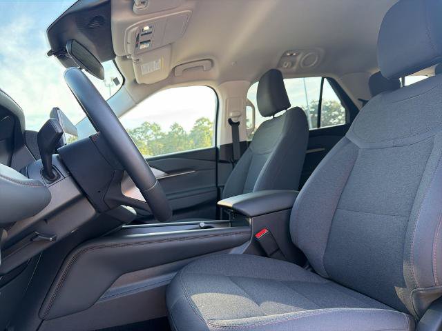 Certified 2025 Ford Explorer Active AWD/4WD image 10