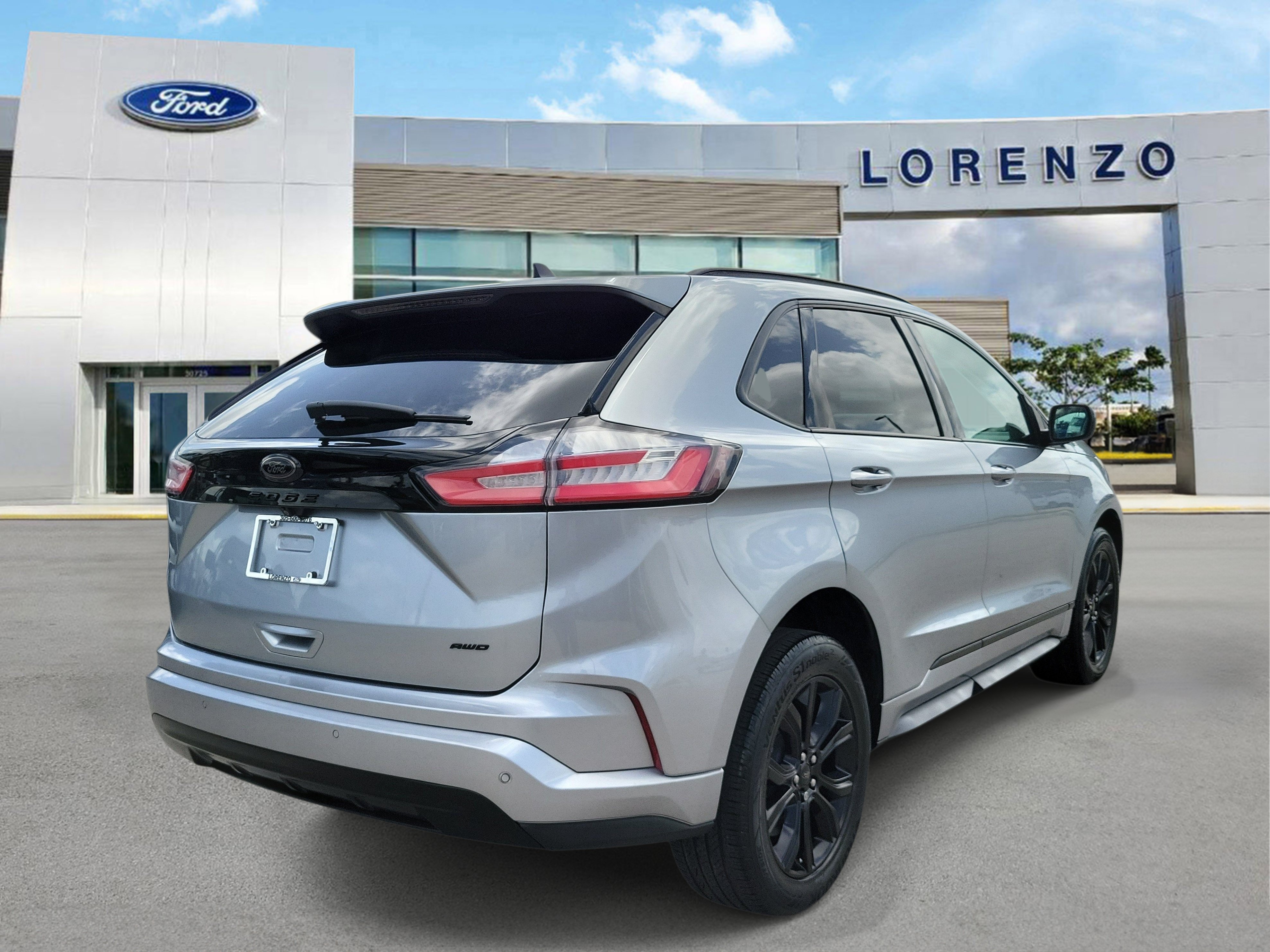 Certified 2022 Ford Edge SE w/ Black Appearance Package AWD/4WD image 5