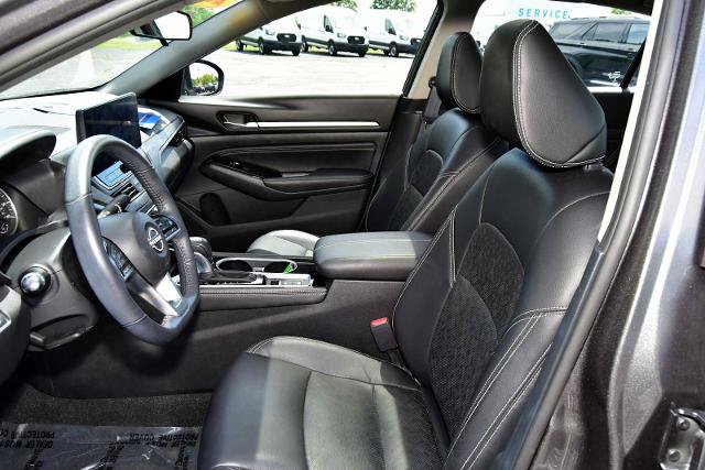 Used 2023 Nissan Altima 2.5 SL AWD/4WD image 16