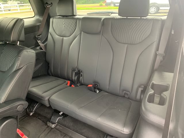 Used 2025 Hyundai Palisade Calligraphy FWD image 13