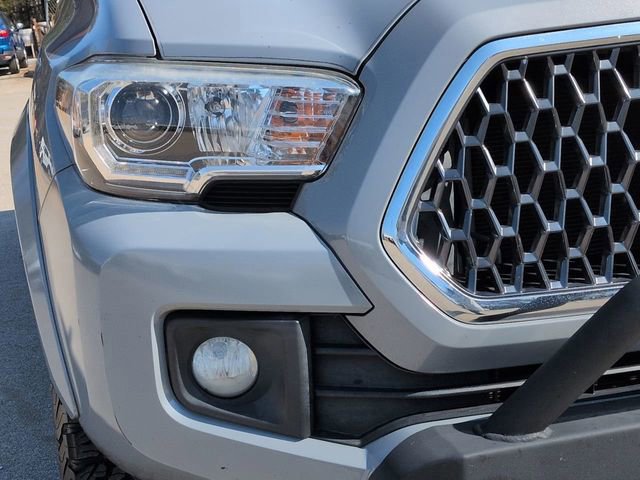 Used 2019 Toyota Tacoma TRD Sport image 9