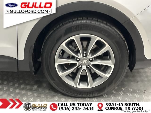 Used 2019 Hyundai Santa Fe XL SE FWD image 30