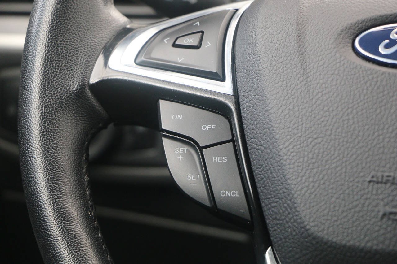 Certified 2024 Ford Edge SEL AWD/4WD image 17