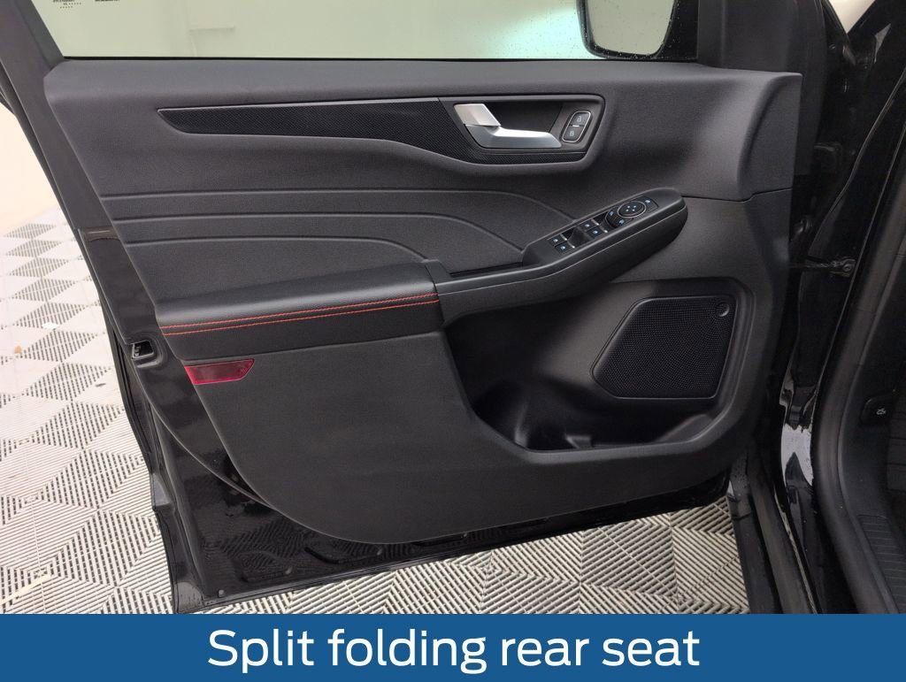 Certified 2024 Ford Escape ST-Line w/ Tech Pack #1 image 39