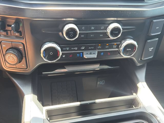 Certified 2023 Ford F250 Lariat w/ Lariat Ultimate Package AWD/4WD image 28