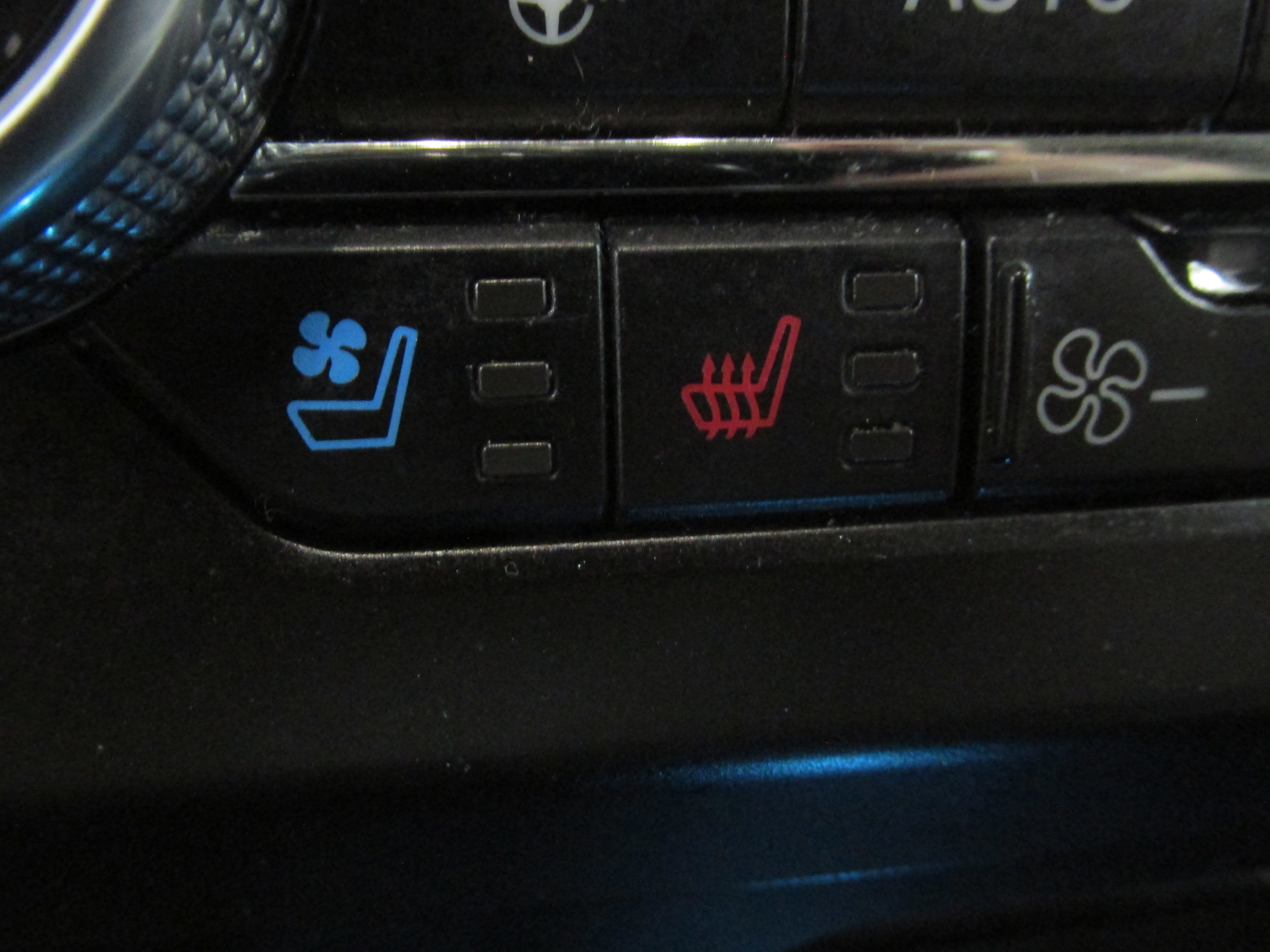 Certified 2021 Ford Expedition XLT image 40