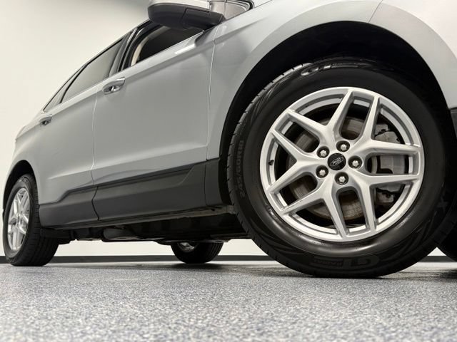 Certified 2024 Ford Edge SEL AWD/4WD image 3