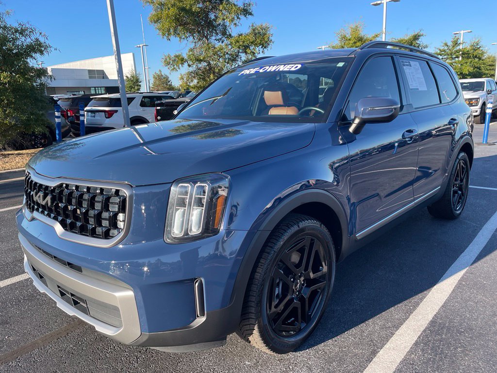 Used 2023 Kia Telluride EX X-Line AWD/4WD image 3