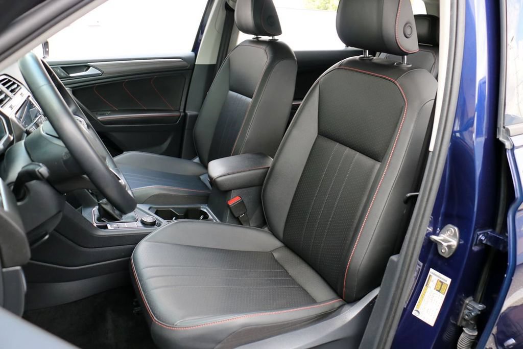 Used 2024 Volkswagen Tiguan SE AWD/4WD image 18