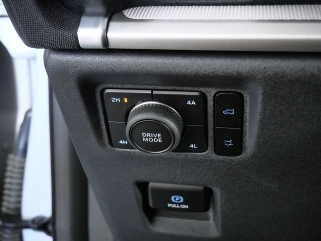 Certified 2025 Ford Expedition Active AWD/4WD image 25