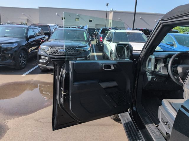 Certified 2022 Ford Bronco Outer Banks w/ Sasquatch Package AWD/4WD image 26