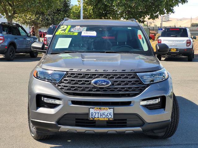Certified 2021 Ford Explorer XLT w/ Equipment Group 202A RWD image 2