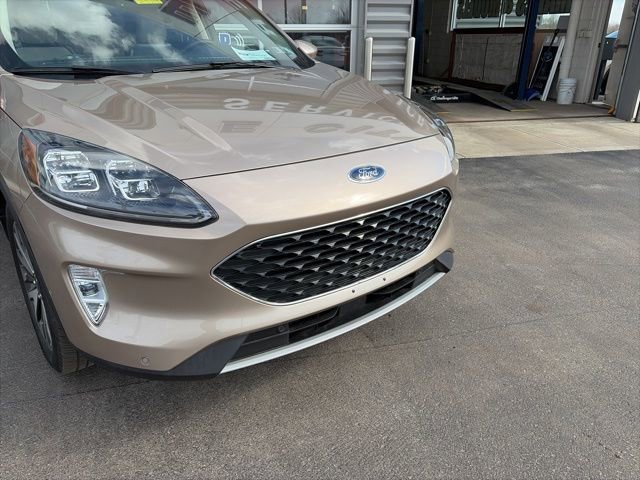 Certified 2020 Ford Escape Titanium image 5