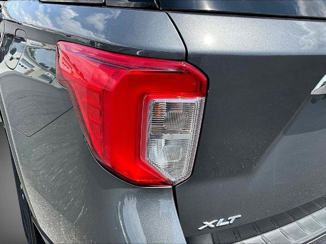 Certified 2023 Ford Explorer XLT w/ Equipment Group 202A AWD/4WD image 27