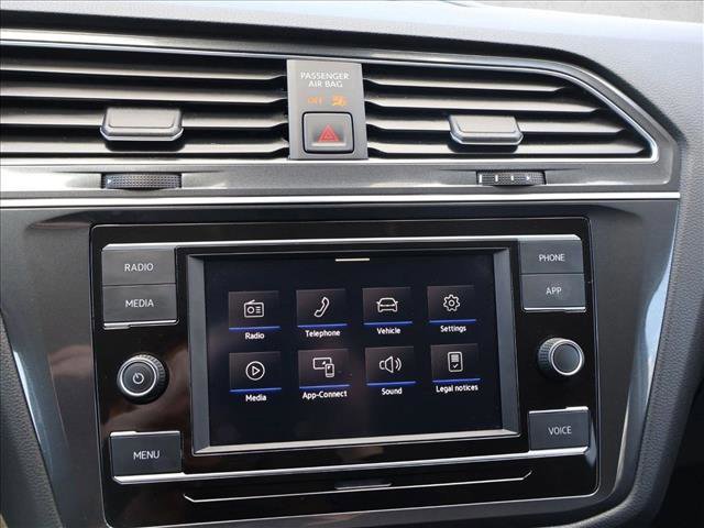 Used 2023 Volkswagen Tiguan S image 17