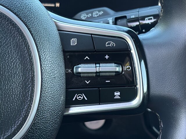 Used 2024 Kia Sorento S w/ Panoramic Sunroof Package AWD/4WD image 18