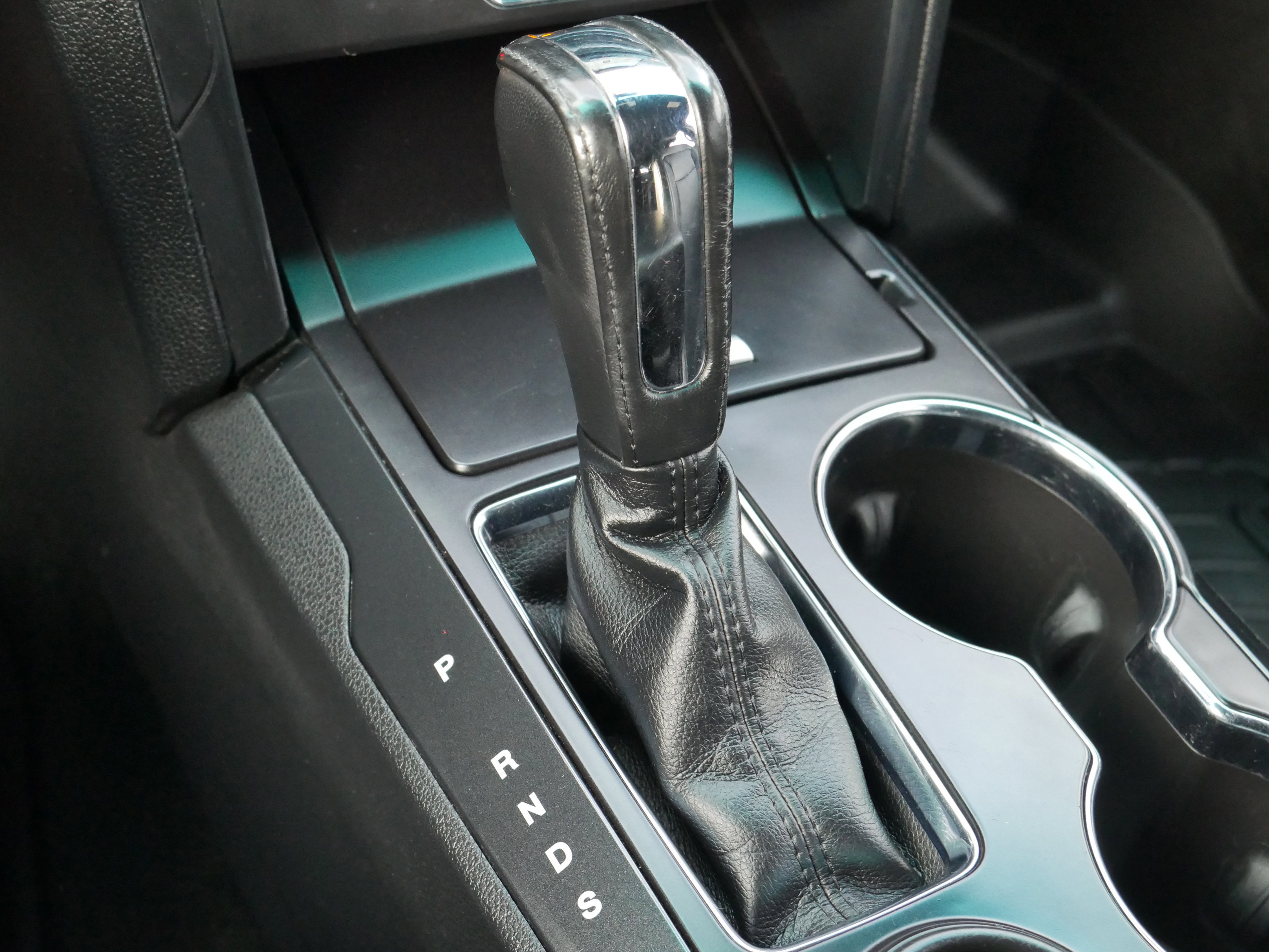 Certified 2017 Ford Explorer XLT w/ Equipment Group 202A image 19