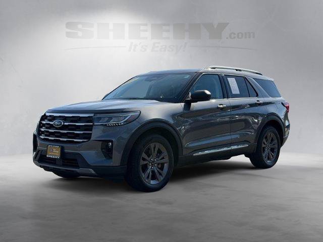 Certified 2025 Ford Explorer Active w/ Active Comfort Package AWD/4WD image 17