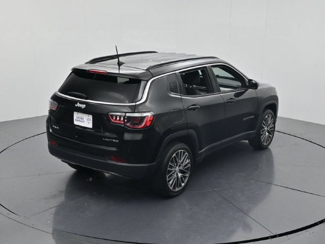 Used 2023 Jeep Compass Limited AWD/4WD image 18