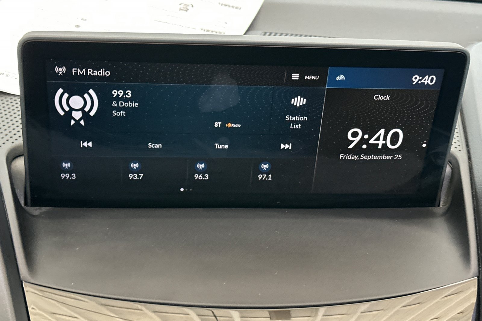 Used 2023 Acura RDX FWD image 19