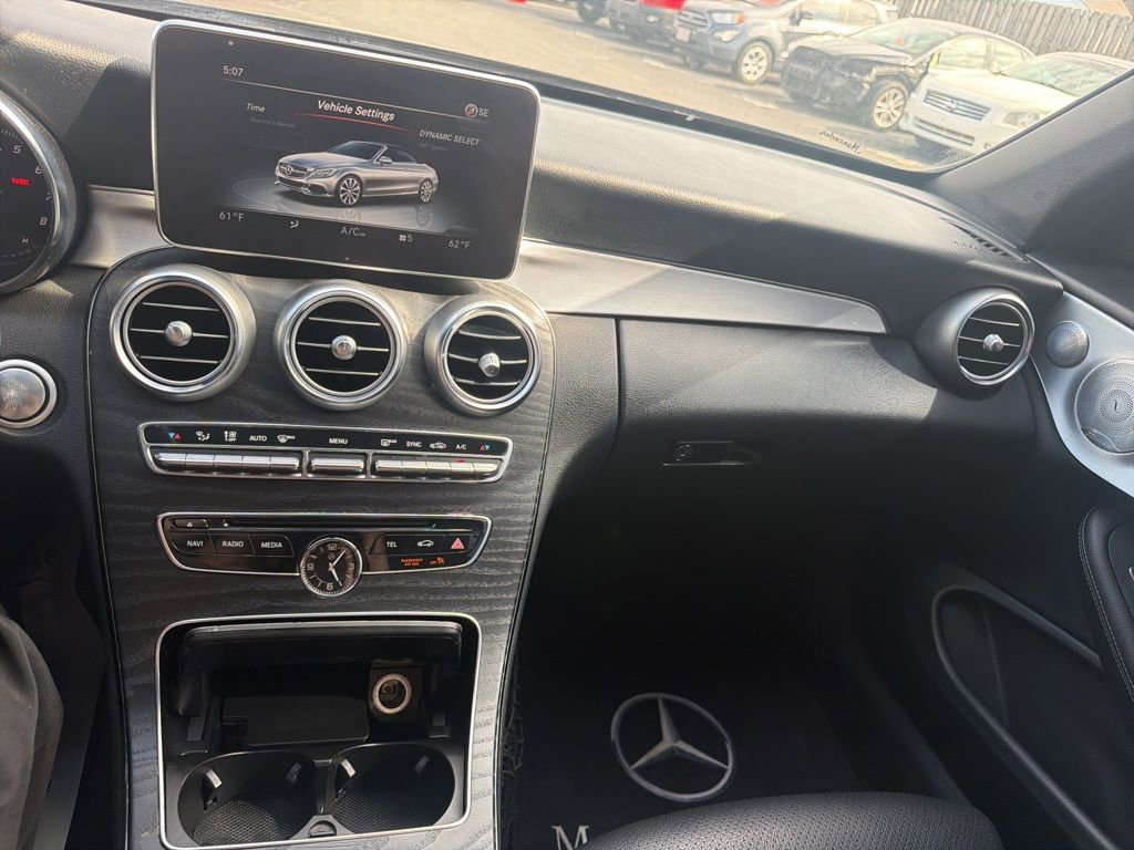 Used 2018 Mercedes-Benz C 300 4MATIC Cabriolet image 25