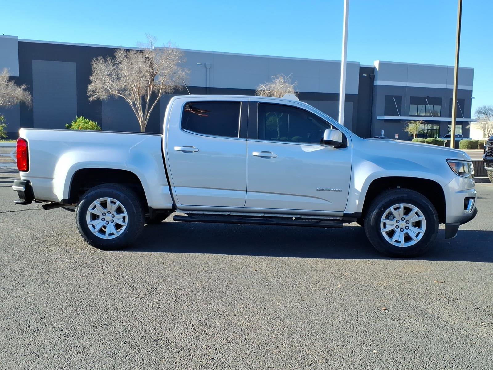 Used 2019 Chevrolet Colorado LT w/ LT Convenience Package image 2