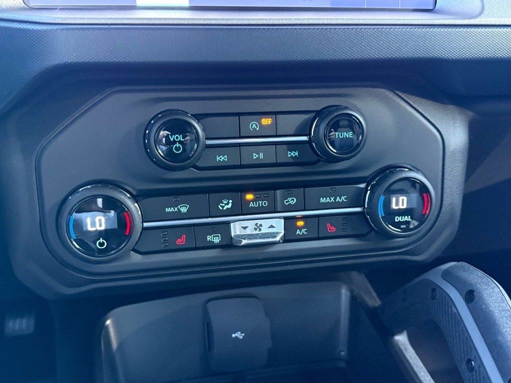Certified 2024 Ford Bronco Outer Banks image 21