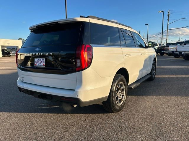 Certified 2025 Ford Expedition Active RWD image 8