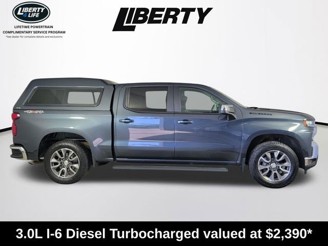 Used 2021 Chevrolet Silverado 1500 LT w/ Convenience Package II AWD/4WD image 2