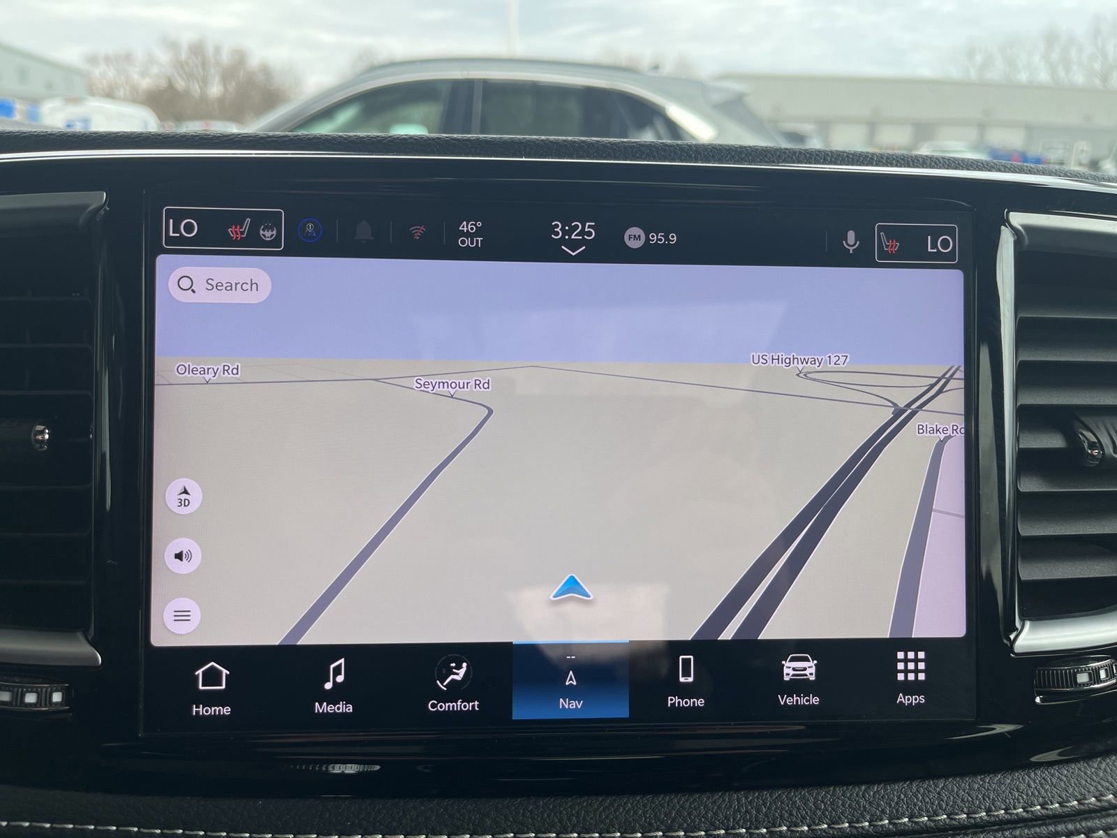 Used 2025 Chrysler Pacifica Limited image 26