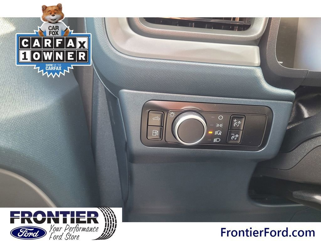 Certified 2025 Ford Maverick Lariat w/ Black Appearance Package image 16