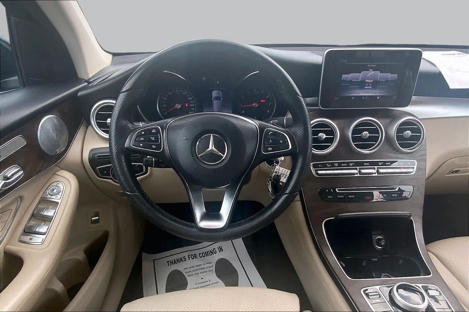 Used 2019 Mercedes-Benz GLC 300 4MATIC image 6