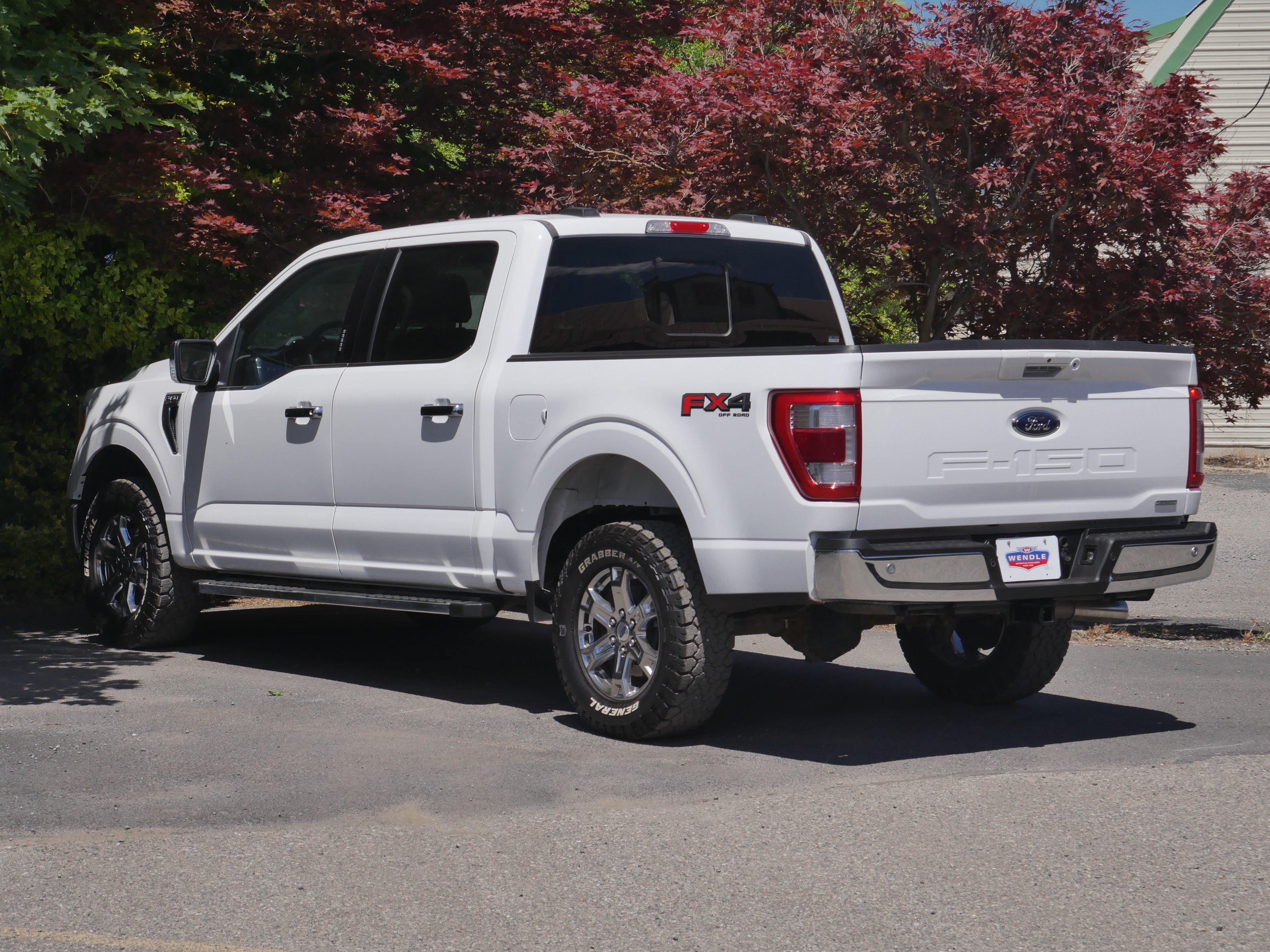 Certified 2023 Ford F150 Lariat w/ FX4 Off-Road Package AWD/4WD image 22