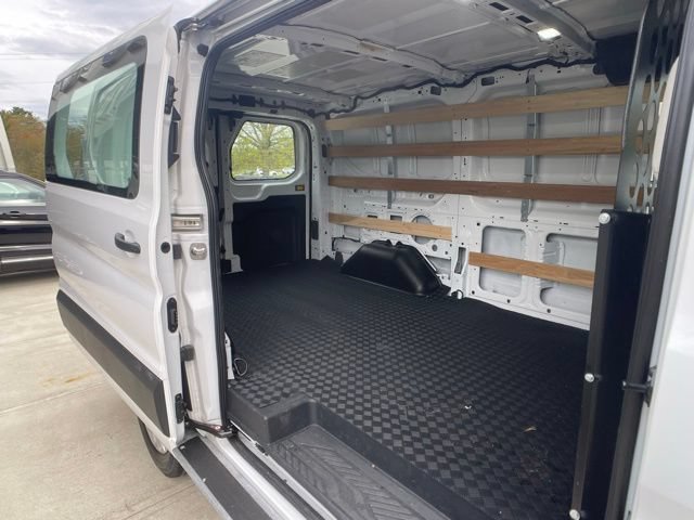 Certified 2025 Ford Transit 250 Low Roof w/ Exterior Upgrade Package RWD image 31