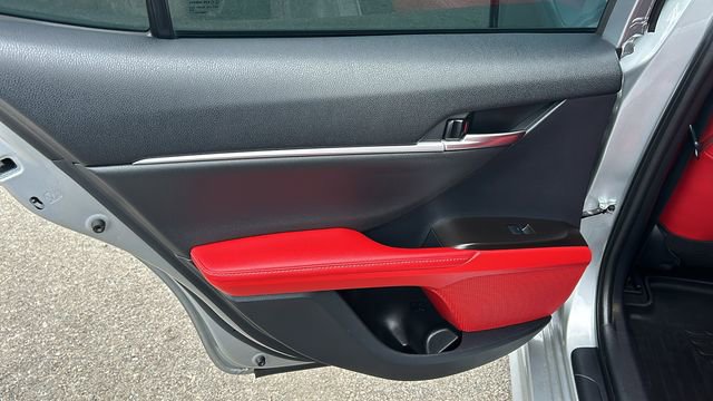 Used 2022 Toyota Camry XSE image 14