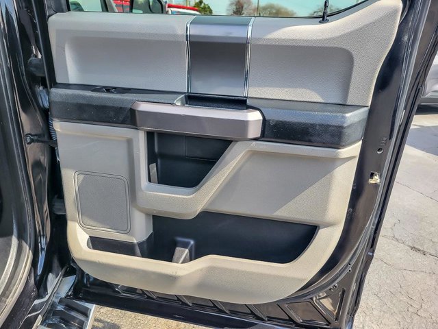 Certified 2019 Ford F150 XLT w/ Equipment Group 302A Luxury AWD/4WD image 27