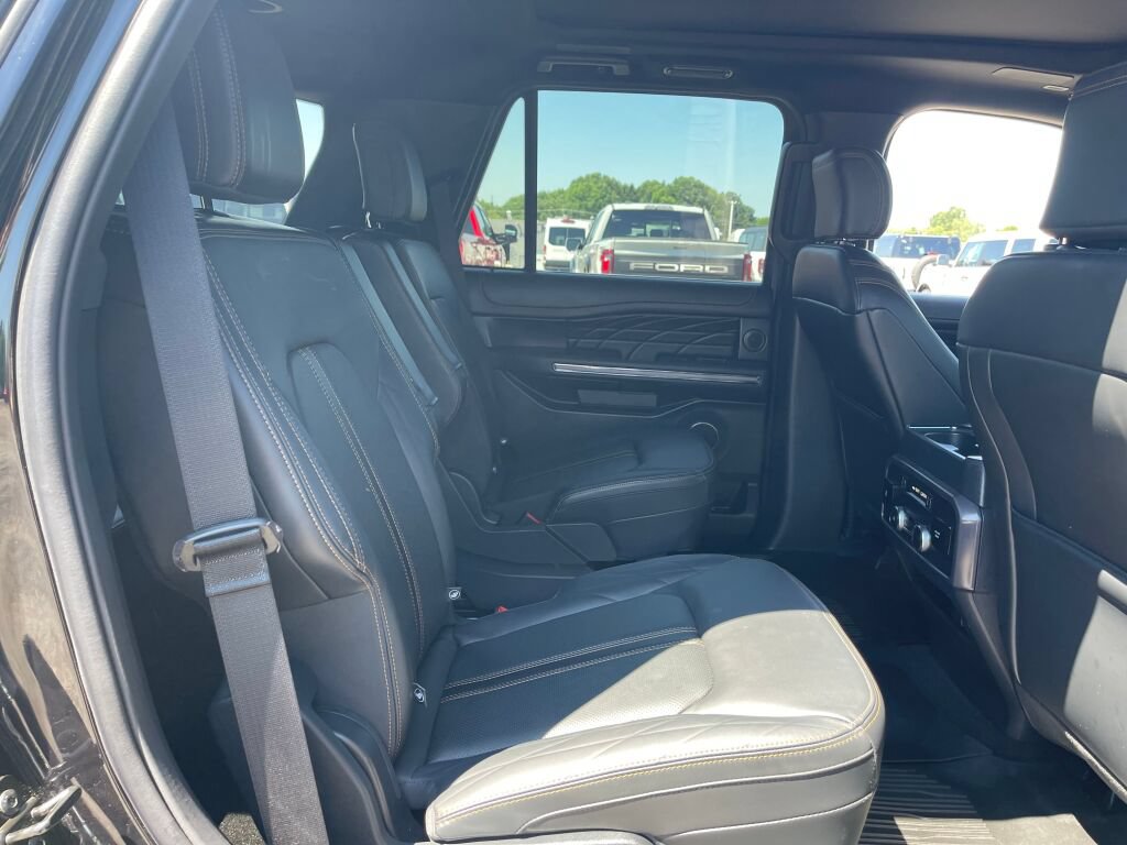 Certified 2023 Ford Expedition Platinum AWD/4WD image 34
