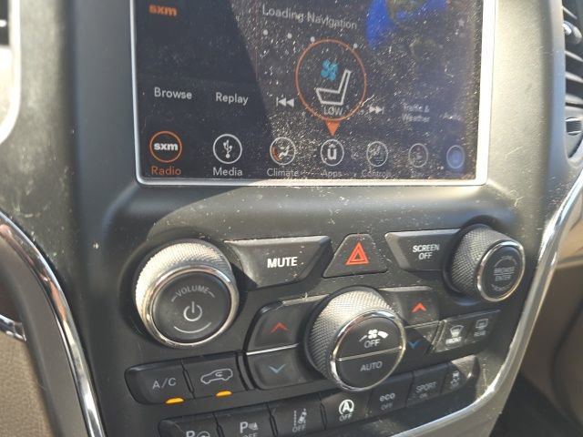 Used 2018 Jeep Grand Cherokee Overland RWD image 10