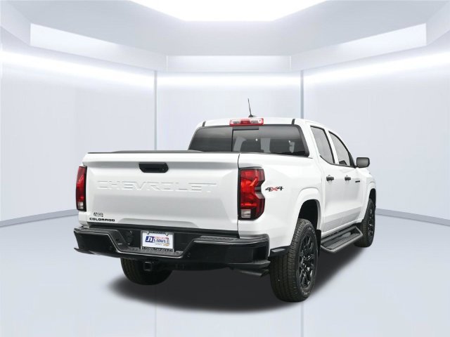 Used 2026 Chevrolet Colorado W/T w/ WT Custom Package AWD/4WD image 11
