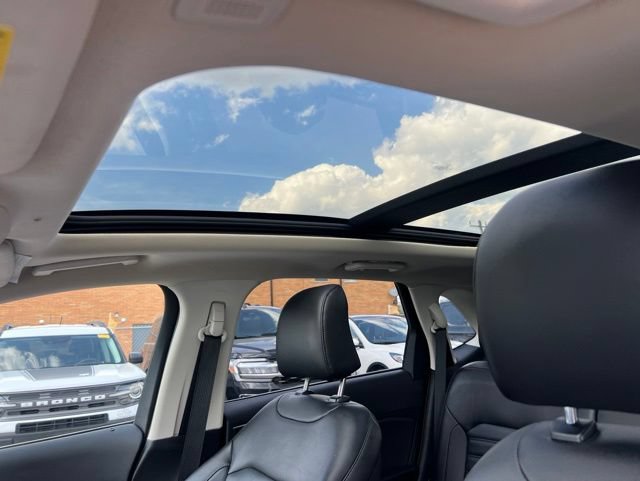 Certified 2023 Ford Edge SEL w/ Convenience Package AWD/4WD image 16