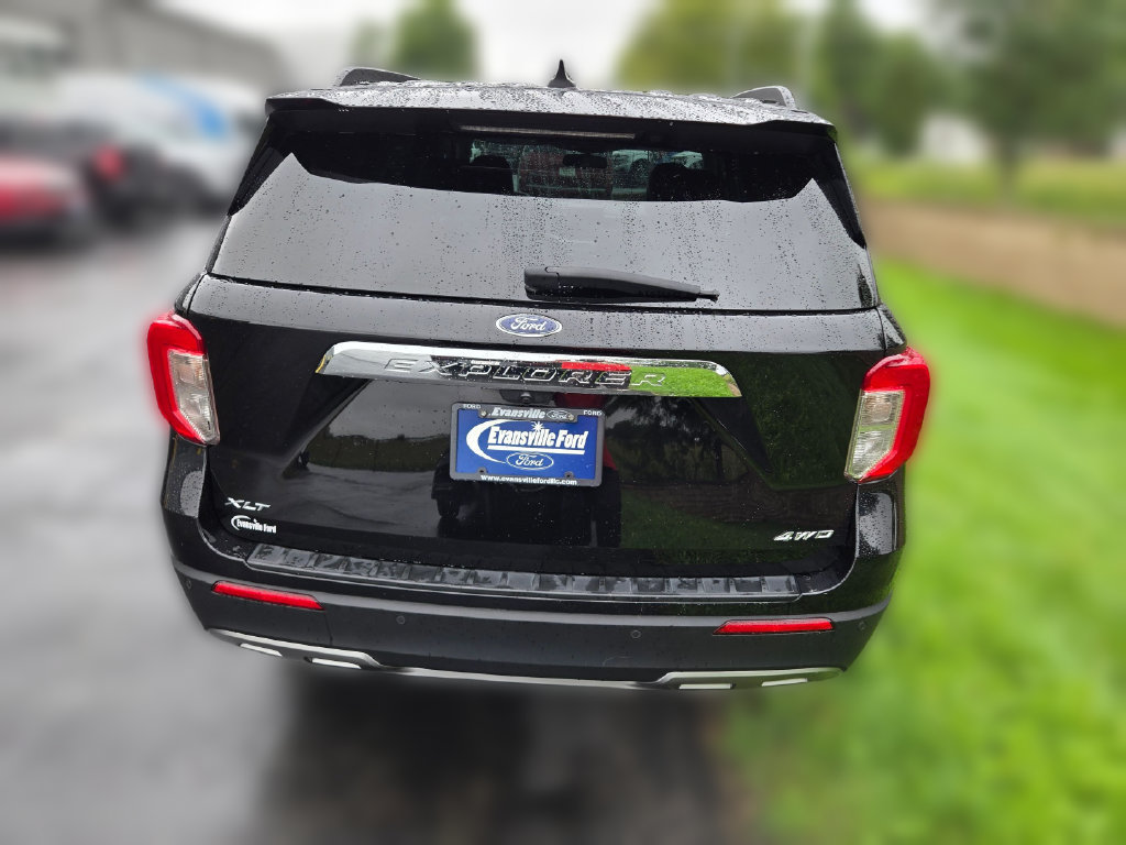 Certified 2023 Ford Explorer XLT w/ Equipment Group 202A AWD/4WD image 7