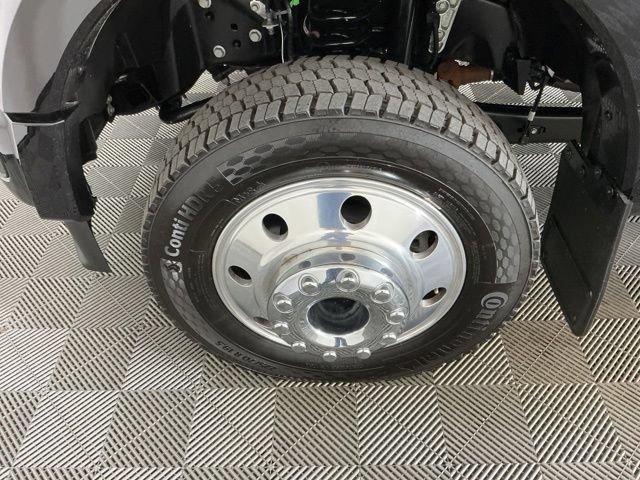 Certified 2026 Ford F450 Platinum w/ FX4 Off-Road Package AWD/4WD image 35