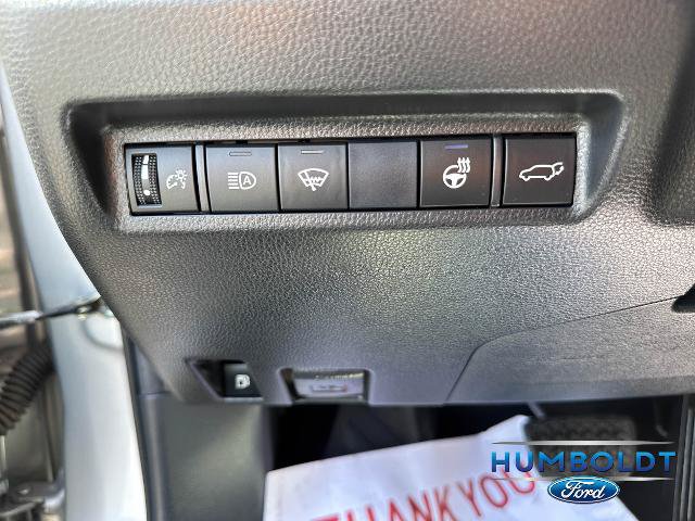 Used 2021 Toyota RAV4 XLE Premium AWD/4WD image 18